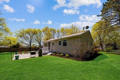 16 Pound St, Medfield, MA 02052 - photo 2