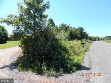 Rr 1 unit 1001181389, Kearneysville, WV 25430 - photo 5