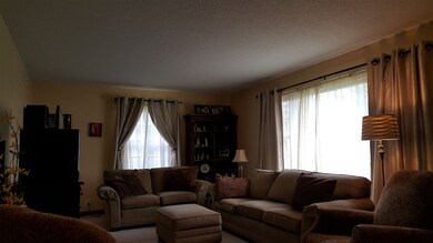 715 W Main St, Portland, IN 47371 - photo 5