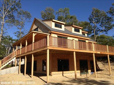 198 Tashmoo Ave, Tisbury, MA 02568 - photo 4