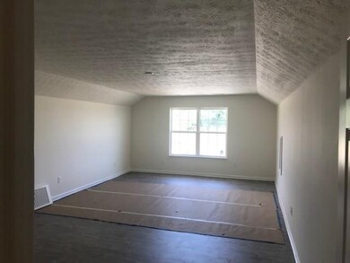 30 Vermilian Dr, Whiteland, IN 46184 - photo 3