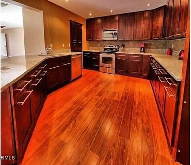 Blanche Kitchen 2