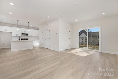 264 N Lackey St, Statesville, NC 28677 - photo 6