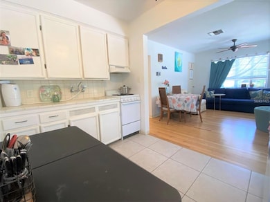 1800 Pass A Grille Way unit 5, Saint Pete Beach, FL 33706 - photo 5