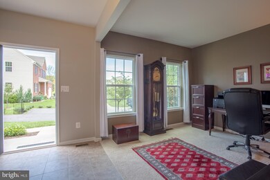 5844 Claremont Dr, Elk Ridge, MD 21075 - photo 2