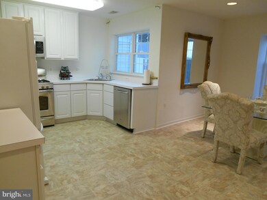 9401 Wordsworth Way unit 401, Owings Mills, MD 21117 - photo 5