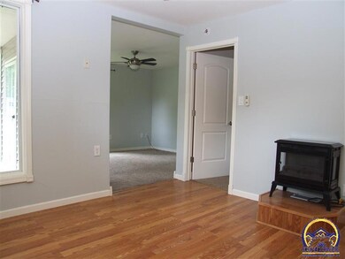 308 Fowler St, Maple Hill, KS 66507 - photo 5