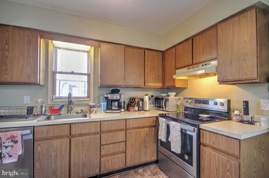 28 W Vine St, Hatfield, PA 19440 - photo 6