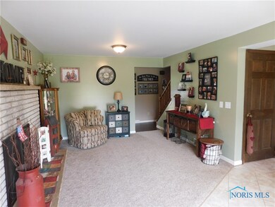 215 W Riverview Dr, Woodville, OH 43469 - photo 6