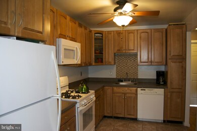 844 Quince Orchard Blvd unit 202, Gaithersburg, MD 20878 - photo 6