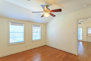 1655 Harold St unit 4, Houston, TX 77006 - photo 7