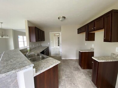 81 Grace Ct, Manchester, TN 37355 - photo 5