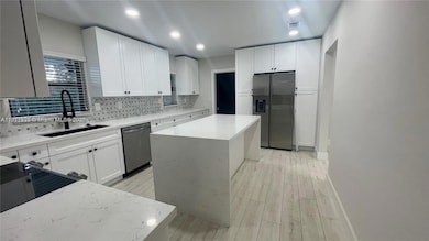 8320 SW 142nd St, Palmetto Bay, FL 33158 - photo 3