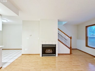 14134 E Burnside St unit 3, Portland, OR 97233 - photo 5
