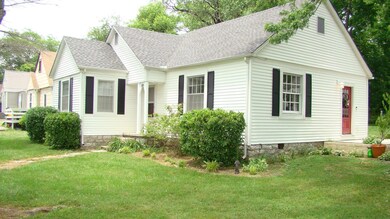 1109 Belmont Ave, Shelbyville, TN 37160 - photo 2