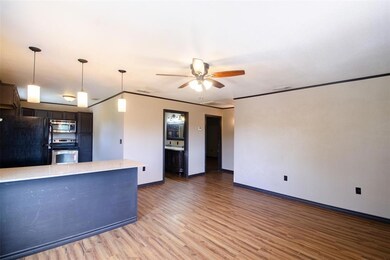 10311 S Fm 730 unit B, Boyd, TX 76023 - photo 2