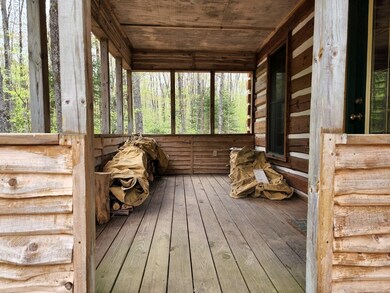Enclosed porch (2)