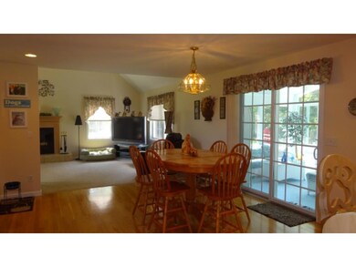 21 Victoria Dr, Epping, NH 03042 - photo 5