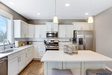 2803 NW Weather Stone St, Albany, OR 97321 - photo 6