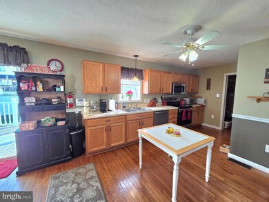 22 Drexel Dr, Pennsville, NJ 08070 - photo 6