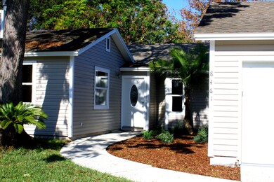 8461 Spicewood Dr, Jacksonville, FL 32216 - photo 4