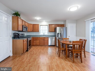 1006 Maple St, Honey Brook, PA 19344 - photo 7