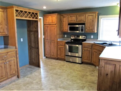 1402 W Mound St, Carthage, MO 64836 - photo 6