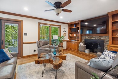 Living room with a healthy amount of sunlight, lig