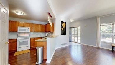 3006 Cloverly Ln unit 64, Ann Arbor, MI 48108 - photo 5