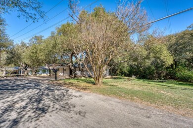 1117 County Road 132b, Kingsland, TX 78639 - photo 4