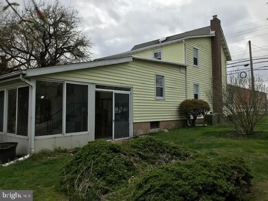 588 Clayton Rd, Williamstown, NJ 08094 - photo 4