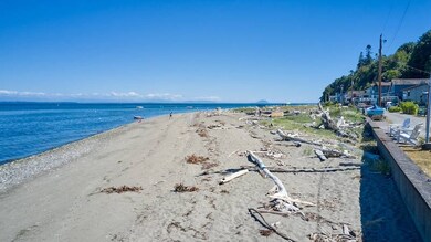 181 Bay View Dr, Point Roberts, WA 98281 - photo 3