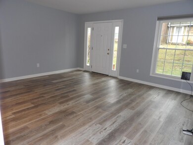 610 Dlyn St unit 12, Columbus, OH 43228 - photo 4