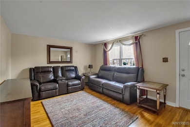 286 Glencove Rd, Buffalo, NY 14223 - photo 2