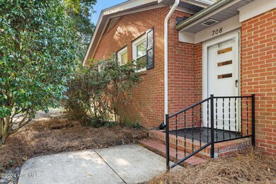 708DevonCt-6