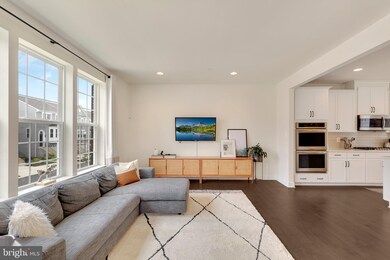 6920 Stansbury Ln, Landover, MD 20785 - photo 5