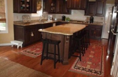 8091F34B-8C37-4948-BC16-890DB5574341<|><