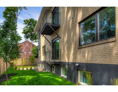 7 Howard St unit 1, Salem, MA 01970 - photo 4