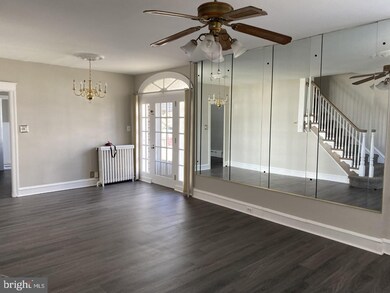 217 Pusey Ave, Darby, PA 19023 - photo 6