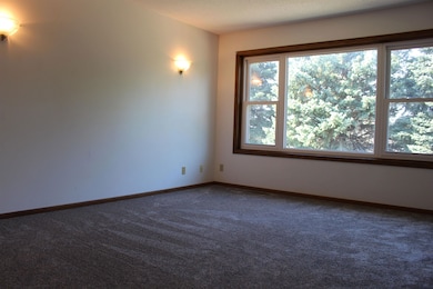 506 Sunset St unit 7, Ida Grove, IA 51445 - photo 6