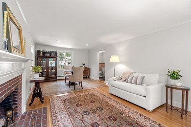 6 Smith St, Marblehead, MA 01945 - photo 3