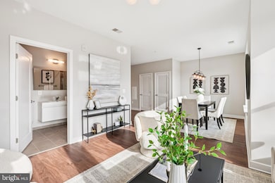 Trafalgar Flats unit 225, Arlington, VA 22204 - photo 4