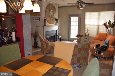 46590 Drysdale Terrace unit 200, Sterling, VA 20165 - photo 5