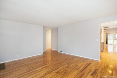 8312 226th St SW, Edmonds, WA 98026 - photo 7