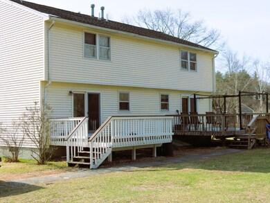 24 Pelham Rd, Hudson, NH 03051 - photo 3