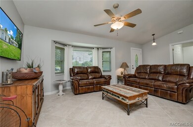 680 E Connecticut Ln, Hernando, FL 34442 - photo 5