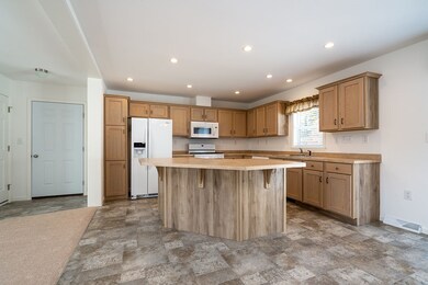 59A Crescent St unit 208-97-21-1, Plymouth, NH 03264 - photo 7