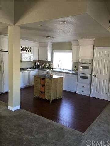 Kitchen with island ,Granite counter tops ,Double 