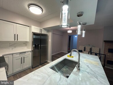 922 Washington Place unit 22, Chesterbrook, PA 19087 - photo 2