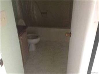 BATHROOM 2
